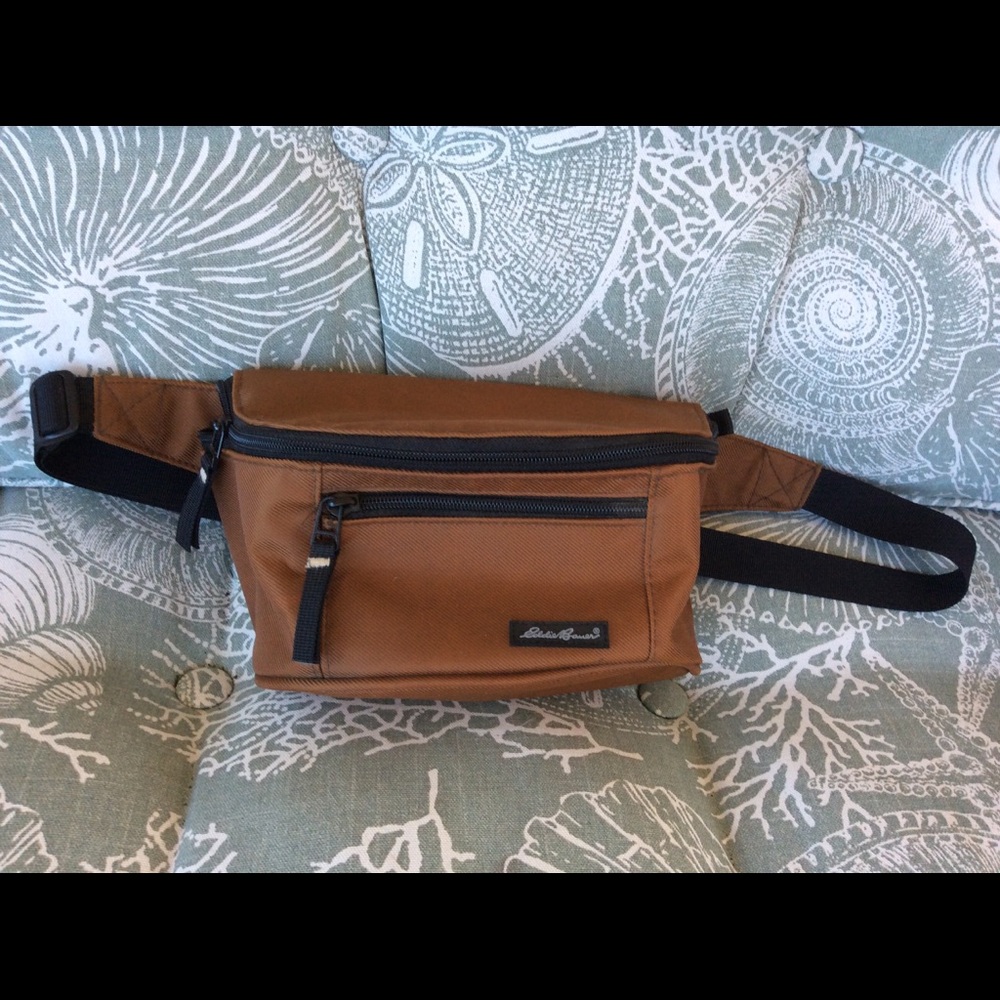 Vintage Eddie Bauer Belt/ Waist bag.